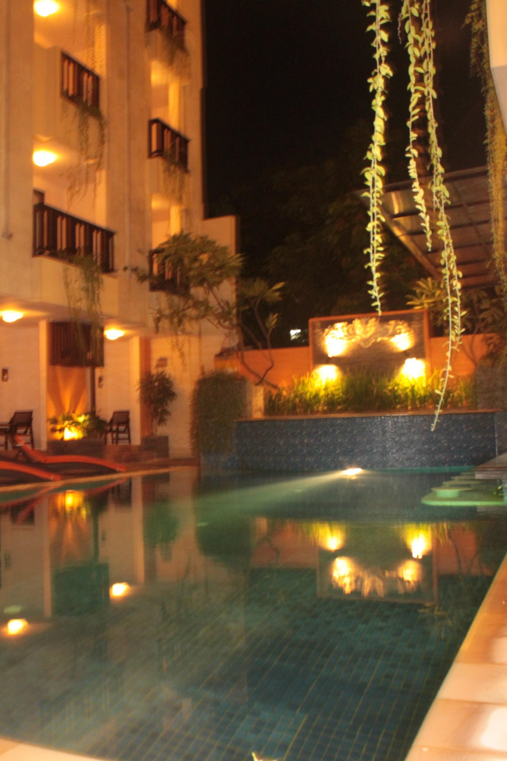 Losari Hotel & Villas Kuta Bali Legian Exteriör bild